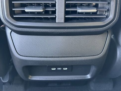 New 2025 Honda Pilot Sport image 15