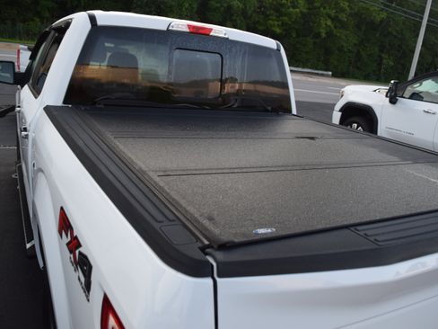 Used 2019 Ford F150 XLT w/ Equipment Group 302A Luxury AWD/4WD image 5