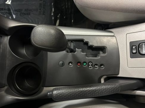 Used 2007 Toyota RAV4 2WD image 12