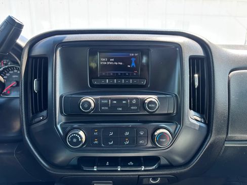Used 2014 Chevrolet Silverado 1500 W/T RWD image 24