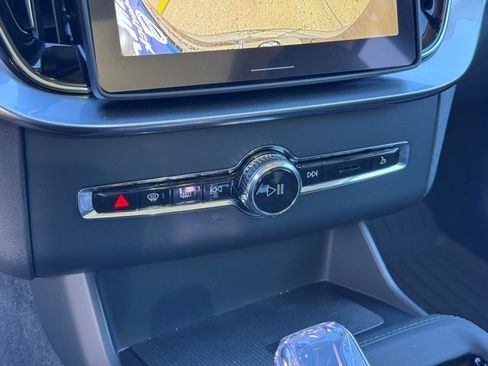 New 2025 Volvo XC90 B6 Ultra w/ Protection Package Premier image 25