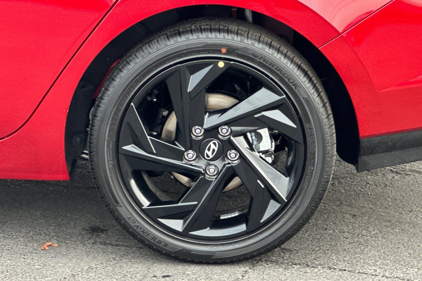New 2026 Hyundai Elantra SEL FWD image 24