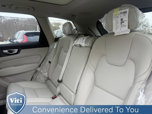 New 2026 Volvo XC60 T8 Ultra w/ Protection Package Premier AWD/4WD image 14