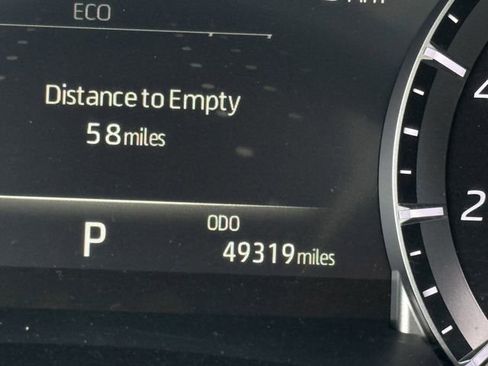 Used 2023 Toyota Highlander LE image 16