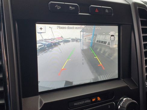 Used 2019 Ford F150 XLT w/ Equipment Group 302A Luxury image 19