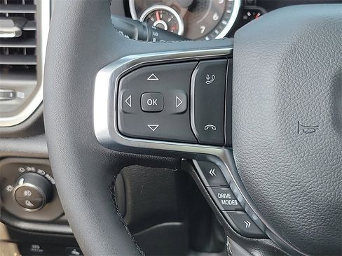 New 2025 RAM 1500 Big Horn image 5