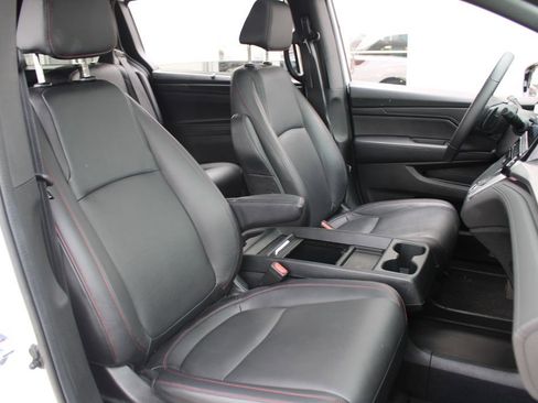 Used 2024 Honda Odyssey Sport image 27