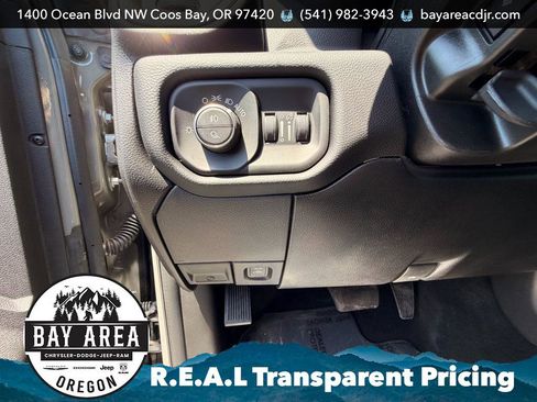 New 2026 RAM 2500 Laramie AWD/4WD image 13