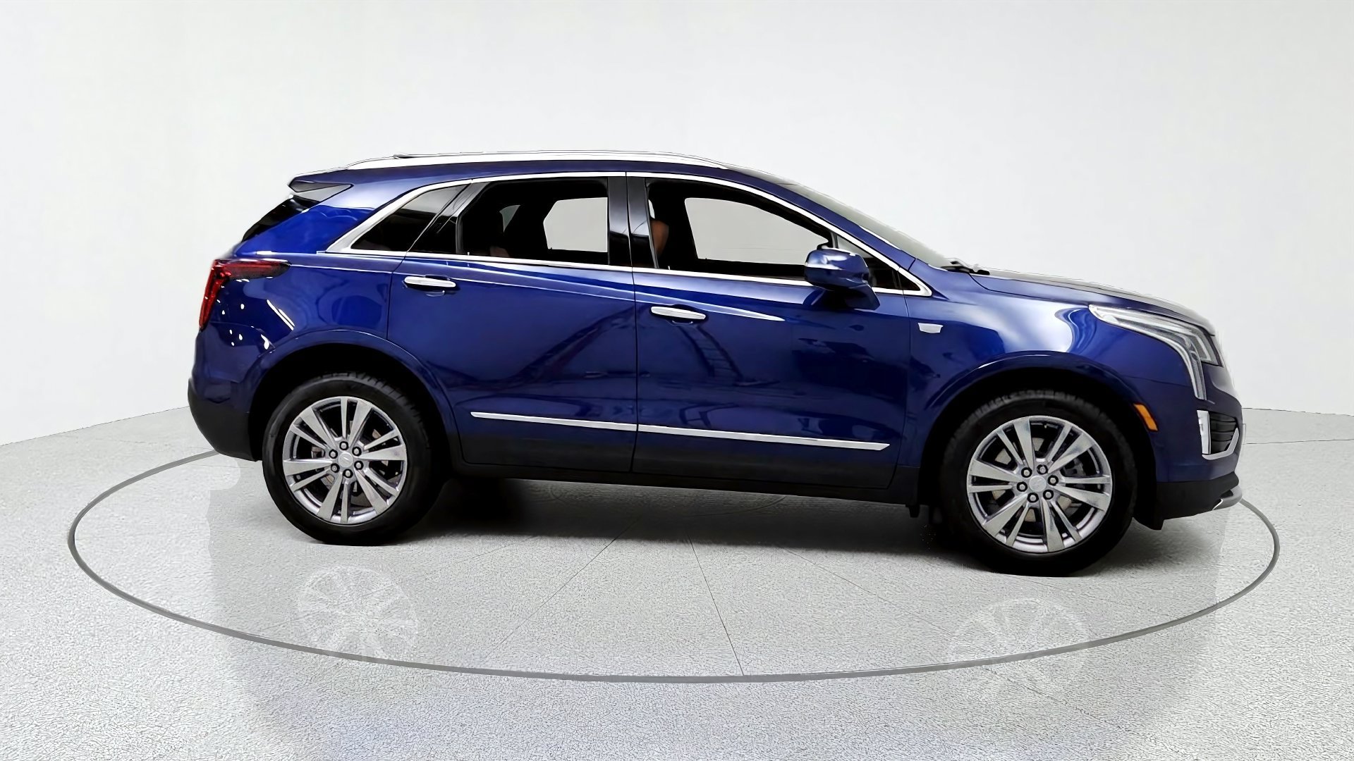 Used 2024 Cadillac XT5 Premium Luxury AWD/4WD image 6