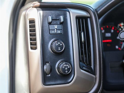 Used 2015 GMC Sierra 3500 Denali w/ Duramax Plus Package AWD/4WD image 27