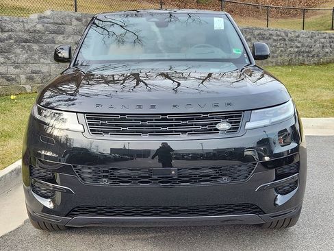 Used 2026 Land Rover Range Rover Sport SE AWD/4WD image 8
