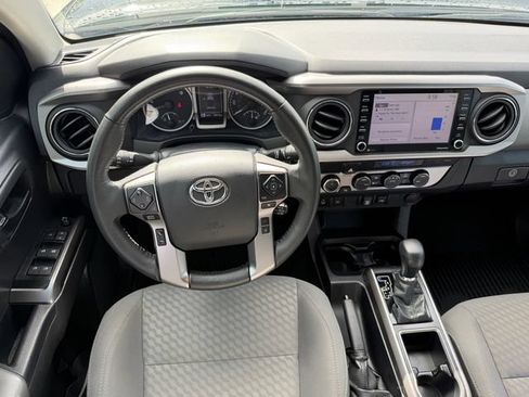 Used 2023 Toyota Tacoma SR5 w/ Technology Package AWD/4WD image 17