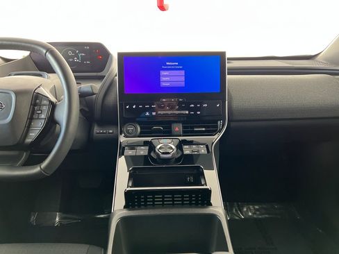 Used 2024 Subaru Solterra Limited image 19