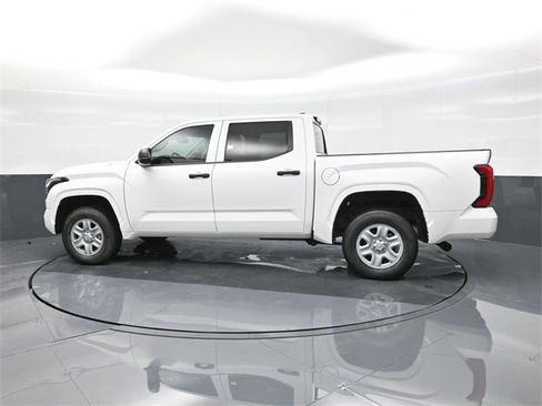 Used 2024 Toyota Tundra SR image 5