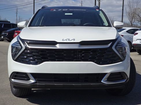 Used 2025 Kia Sportage EX w/ EX Premium Package image 12