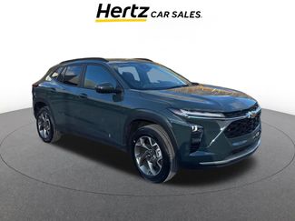 Used 2025 Chevrolet Trax LT video 1