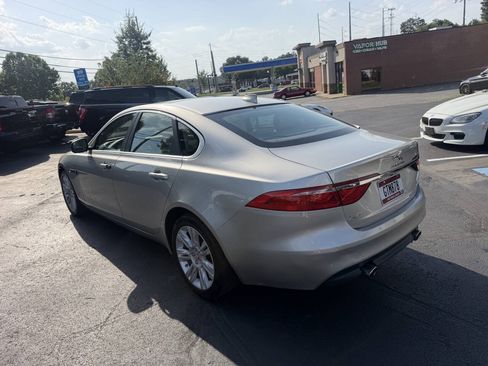 Used 2016 Jaguar XF Premium AWD/4WD image 6