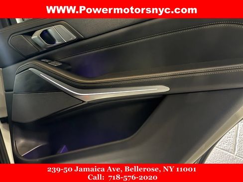 Used 2019 BMW X7 xDrive40i w/ Premium Package AWD/4WD image 31