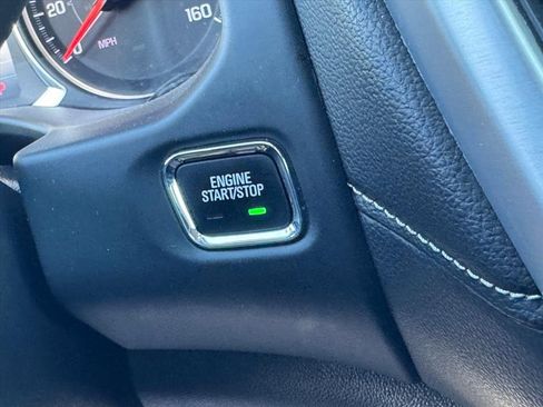 Used 2023 GMC Acadia SLE w/ Driver Convenience Package image 23