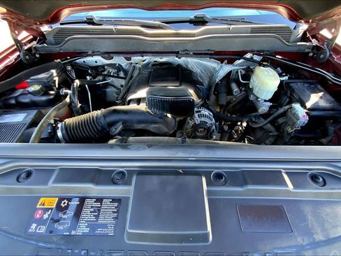 Used 2015 Chevrolet Silverado 2500 LTZ w/ LTZ Plus Package image 27