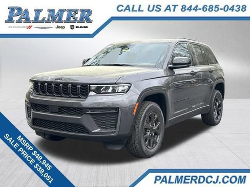 New 2026 Jeep Grand Cherokee Altitude AWD/4WD image 1