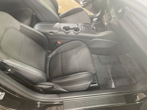 Used 2025 Ford Mustang Coupe RWD image 11