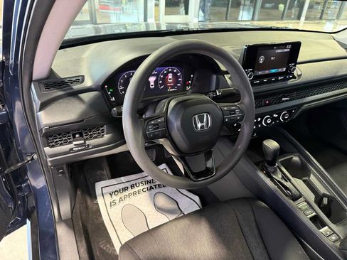 Used 2025 Honda Accord SE image 24