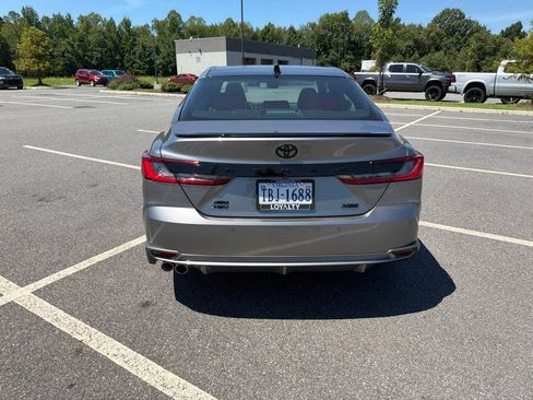 Used 2025 Toyota Camry XSE w/ Premium Plus Package AWD/4WD image 5