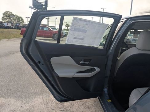 New 2026 Nissan Sentra SL w/ Floor Mat Package FWD image 24