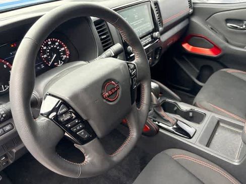 Used 2024 Nissan Frontier PRO-4X w/ Off-Road Protection Package AWD/4WD image 10