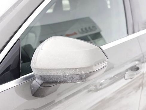 Used 2020 Audi Q3 2.0T Premium w/ Convenience Package image 13