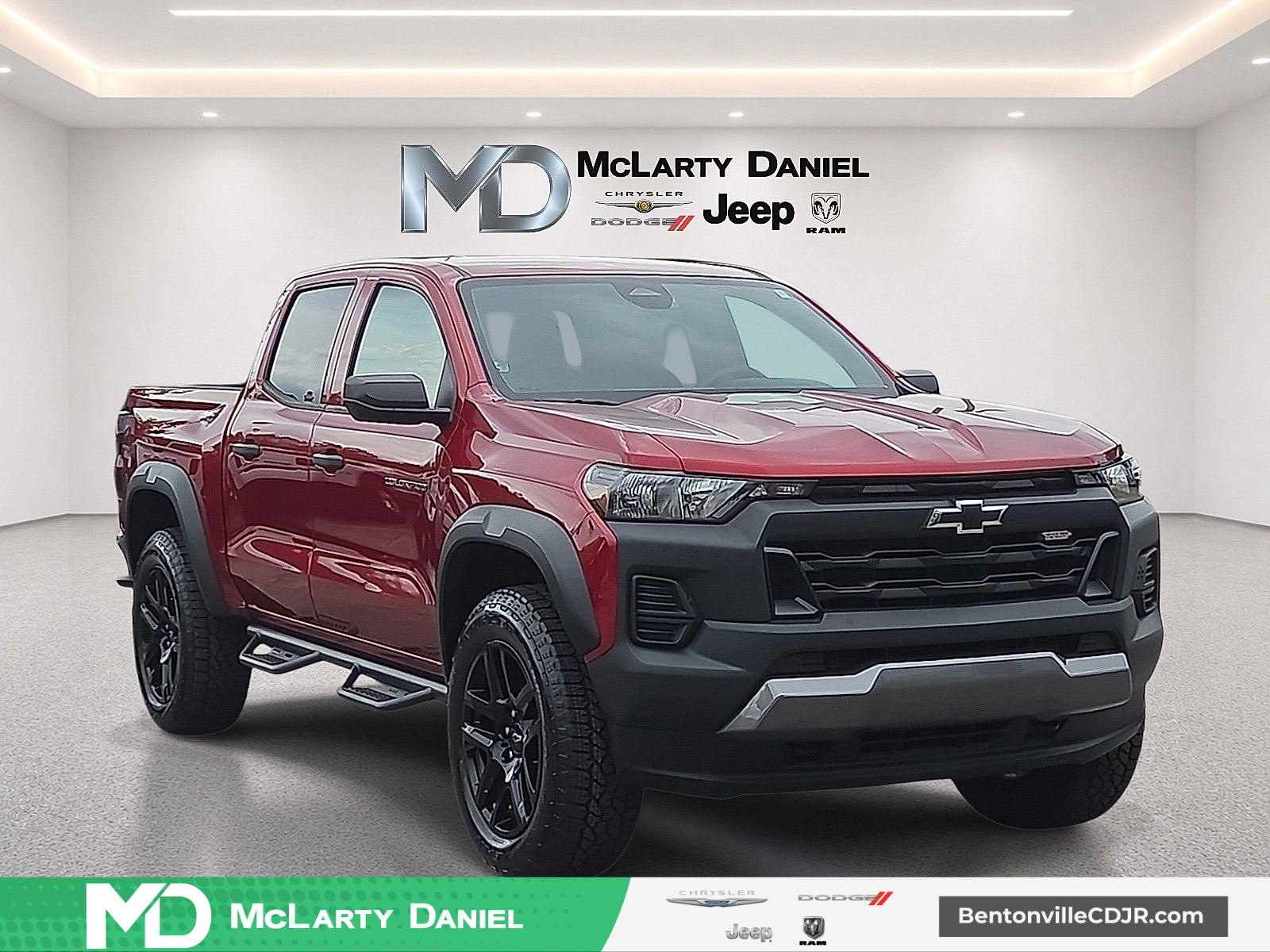 Used 2024 Chevrolet Colorado Trail Boss w/ Advanced Trailering Package AWD/4WD image 1