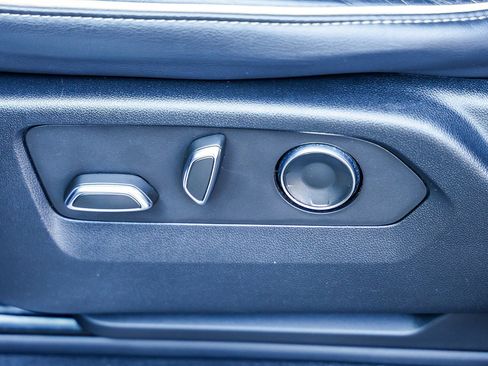 Used 2022 Cadillac Escalade ESV Sport image 23