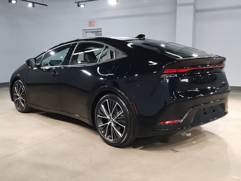 Used 2025 Toyota Prius Limited w/ Limited Premium Package image 5