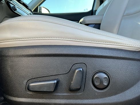 Used 2024 Kia Telluride S w/ S Sunroof Package image 25