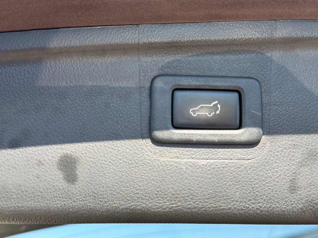 Used 2019 Subaru Outback 2.5i Limited AWD/4WD image 17