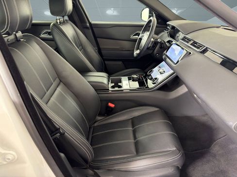 Used 2020 Land Rover Range Rover Velar S image 23