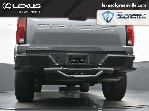 Used 2025 Chevrolet Colorado Trail Boss AWD/4WD image 40