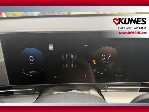 Used 2025 Hyundai Kona Limited AWD/4WD image 13