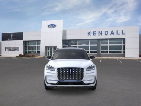 Used 2025 Lincoln Corsair Grand Touring w/ Equipment Group 301A AWD/4WD image 6