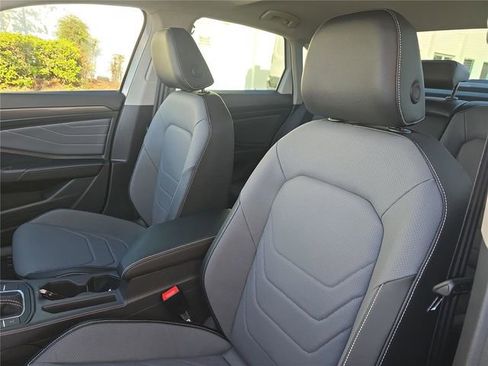 New 2026 Volkswagen Jetta SEL image 16