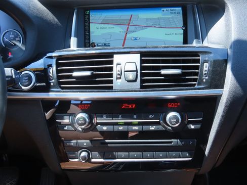 Used 2015 BMW X3 xDrive28i AWD/4WD image 8
