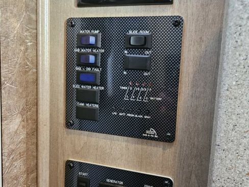 Used 2015 Mercedes-Benz Sprinter 3500 image 19