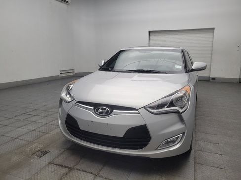 Used 2017 Hyundai Veloster Value Edition FWD image 15