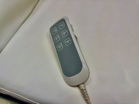 Used 2023 Mercedes-Benz Sprinter 2500 image 38