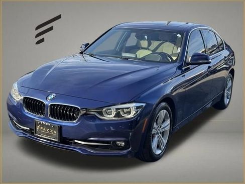 Used 2018 BMW 330i xDrive Sedan image 1