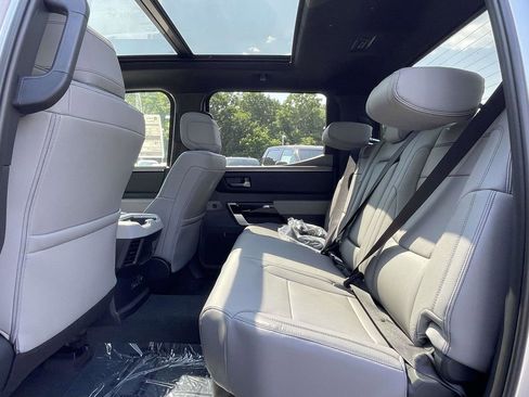 New 2026 Toyota Tundra Limited AWD/4WD image 17