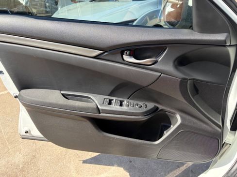 Used 2019 Honda Civic LX image 18