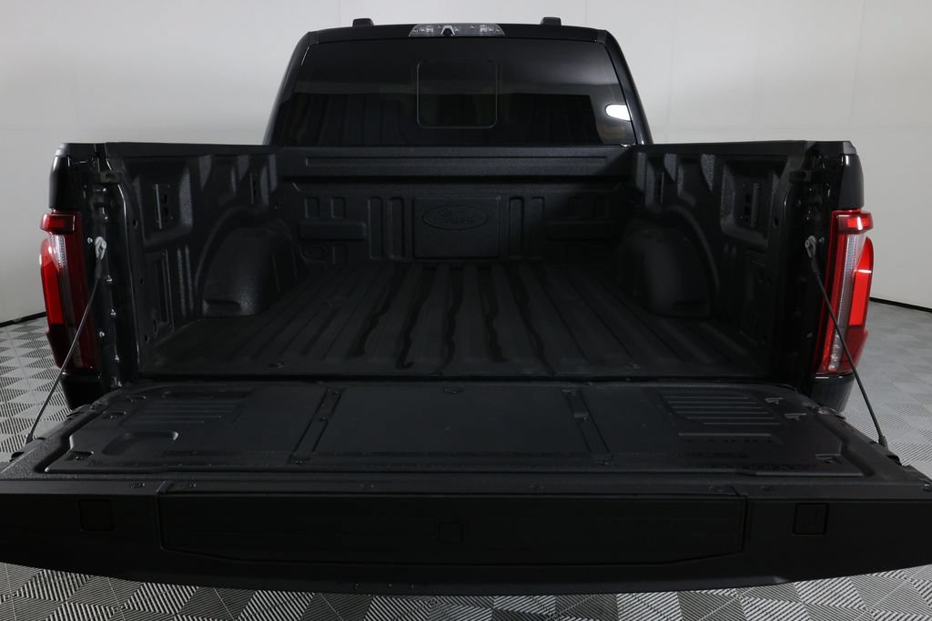 Used 2025 Ford F150 Raptor w/ Equipment Group 803A Raptor R AWD/4WD image 7