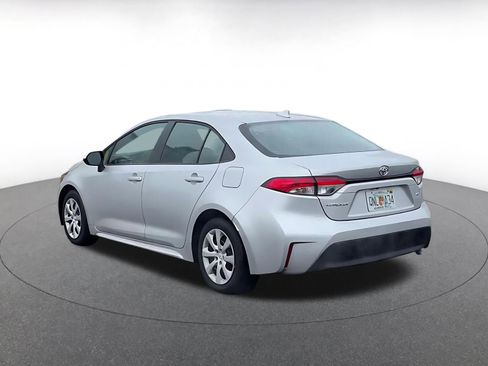 Used 2025 Toyota Corolla LE image 11